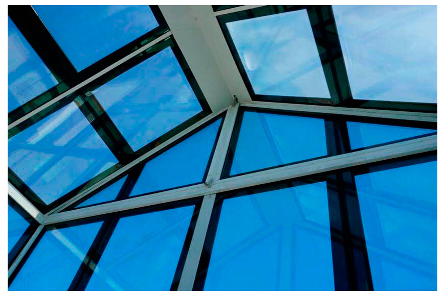 ¿Adiós a los paneles solares? Parecen ventanas normales, pero producen electricidad con la luz del sol