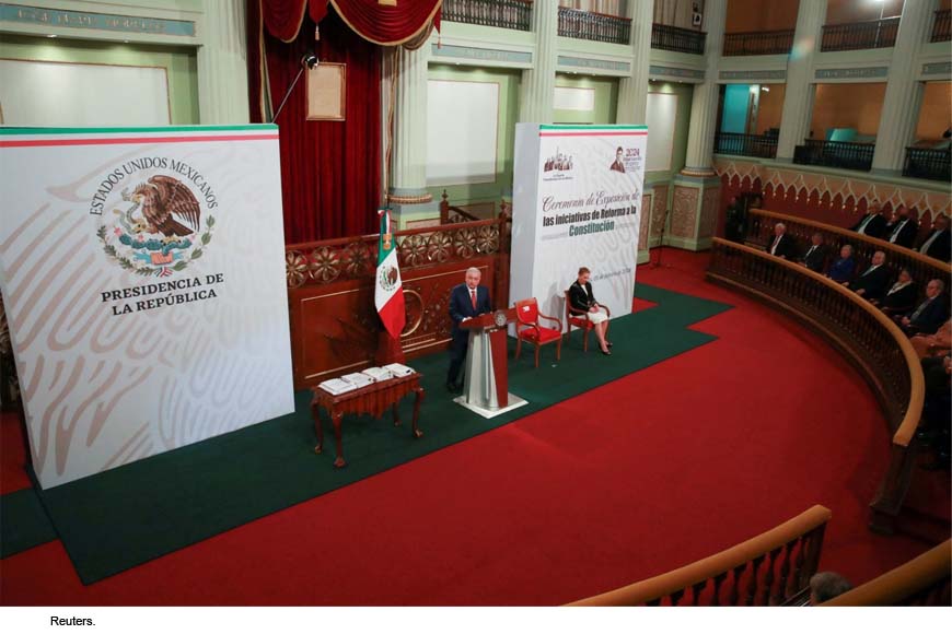 Alertan a empresas energéticas ante paquete de reformas de AMLO a la Carta Magna