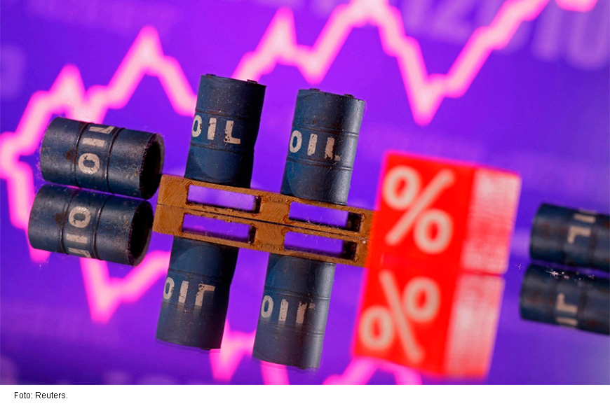 Petróleo se mantiene cerca de máximos de cinco meses ante perspectivas de escasez de oferta