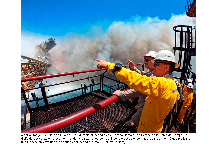 Pemex deja de producir 20,000 bpd de crudo tras incendio en plataforma