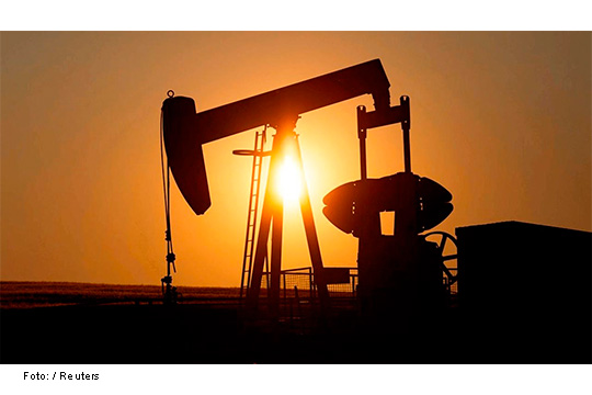 Exportaciones de petróleo de EU en julio cayeron a su nivel más bajo en ocho meses