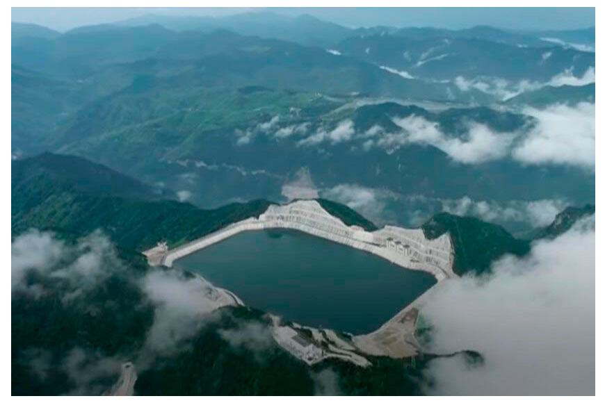 Donde tú ves una montaña, China ve una pila: está construyendo una megacentral hidroeléctrica de 2.100 MW en el Tíbet