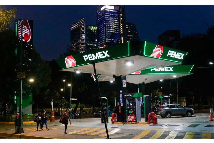 Pemex planea terminar administración de AMLO con déficit de 64 mil barriles