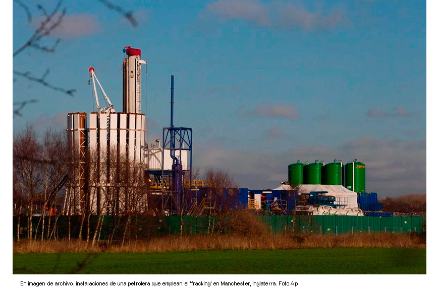 Pemex no descarta realizar 'fracking'